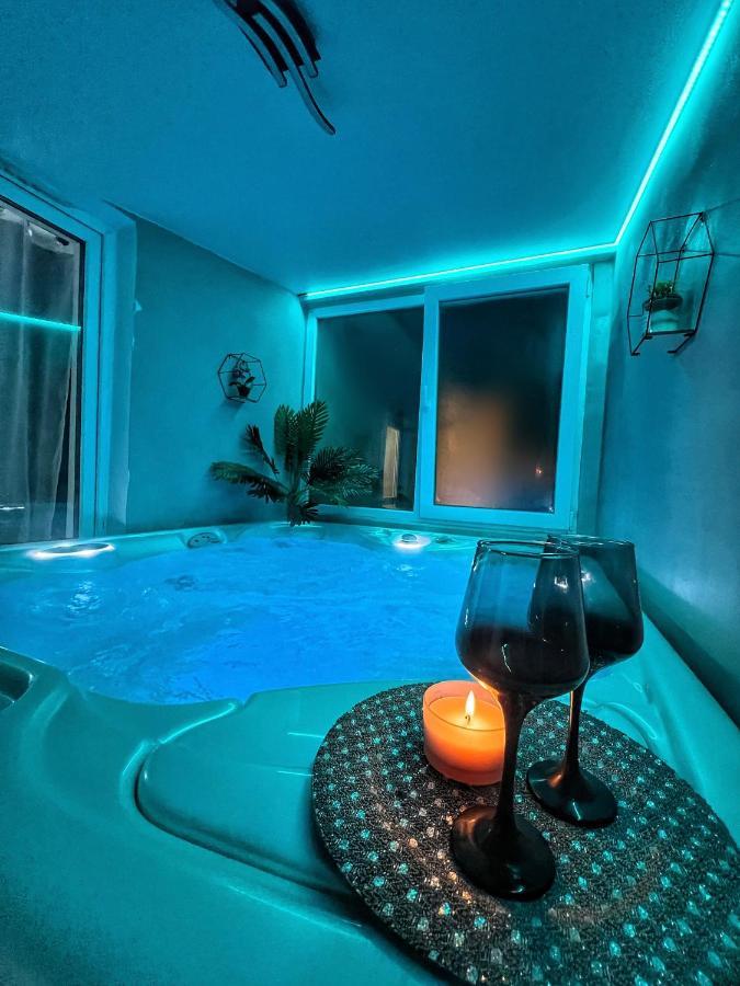 Luxor - Jacuzzi&Cozy Apartments سيبيو المظهر الخارجي الصورة