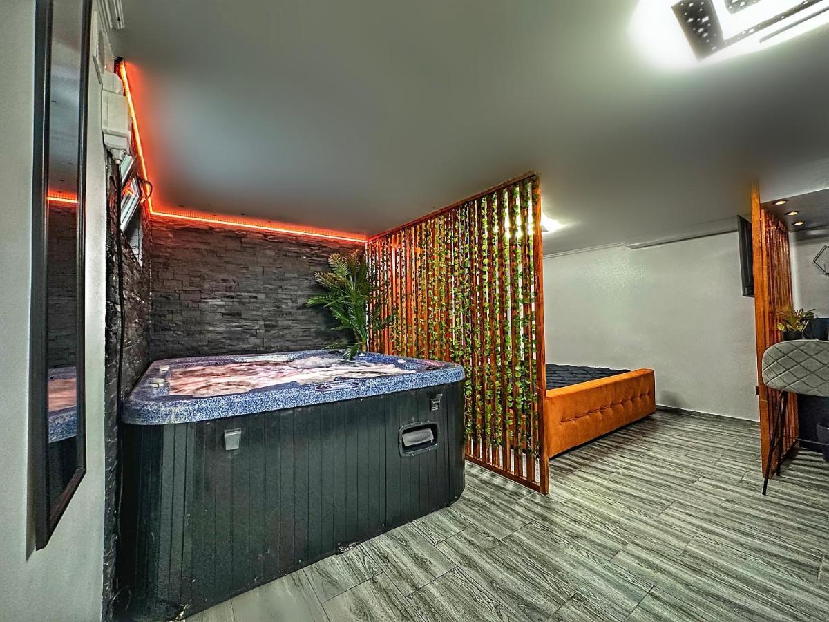 Luxor - Jacuzzi&Cozy Apartments سيبيو المظهر الخارجي الصورة