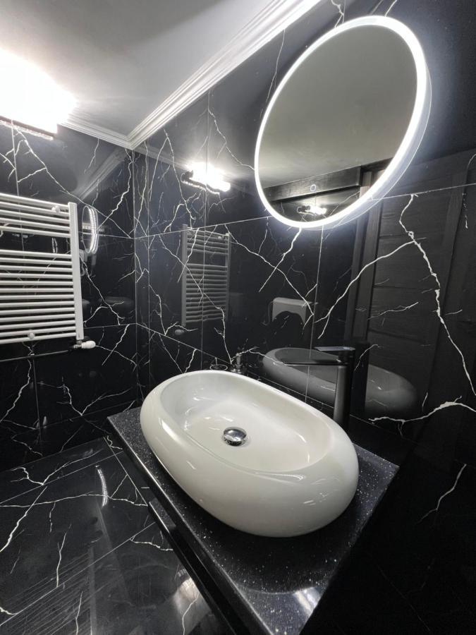 Luxor - Jacuzzi&Cozy Apartments سيبيو المظهر الخارجي الصورة