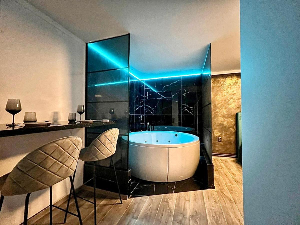 Luxor - Jacuzzi&Cozy Apartments سيبيو المظهر الخارجي الصورة