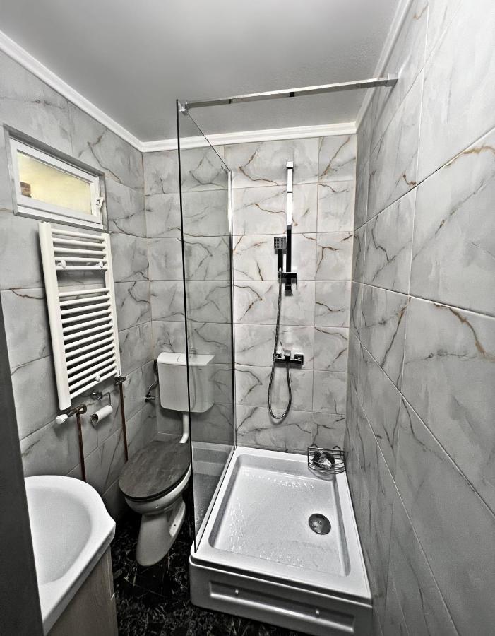 Luxor - Jacuzzi&Cozy Apartments سيبيو المظهر الخارجي الصورة