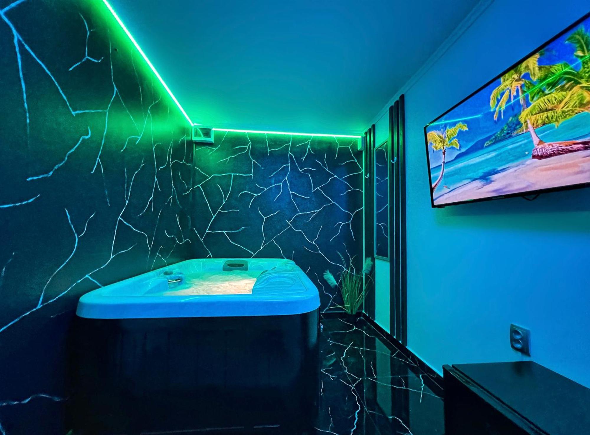 Luxor - Jacuzzi&Cozy Apartments سيبيو المظهر الخارجي الصورة