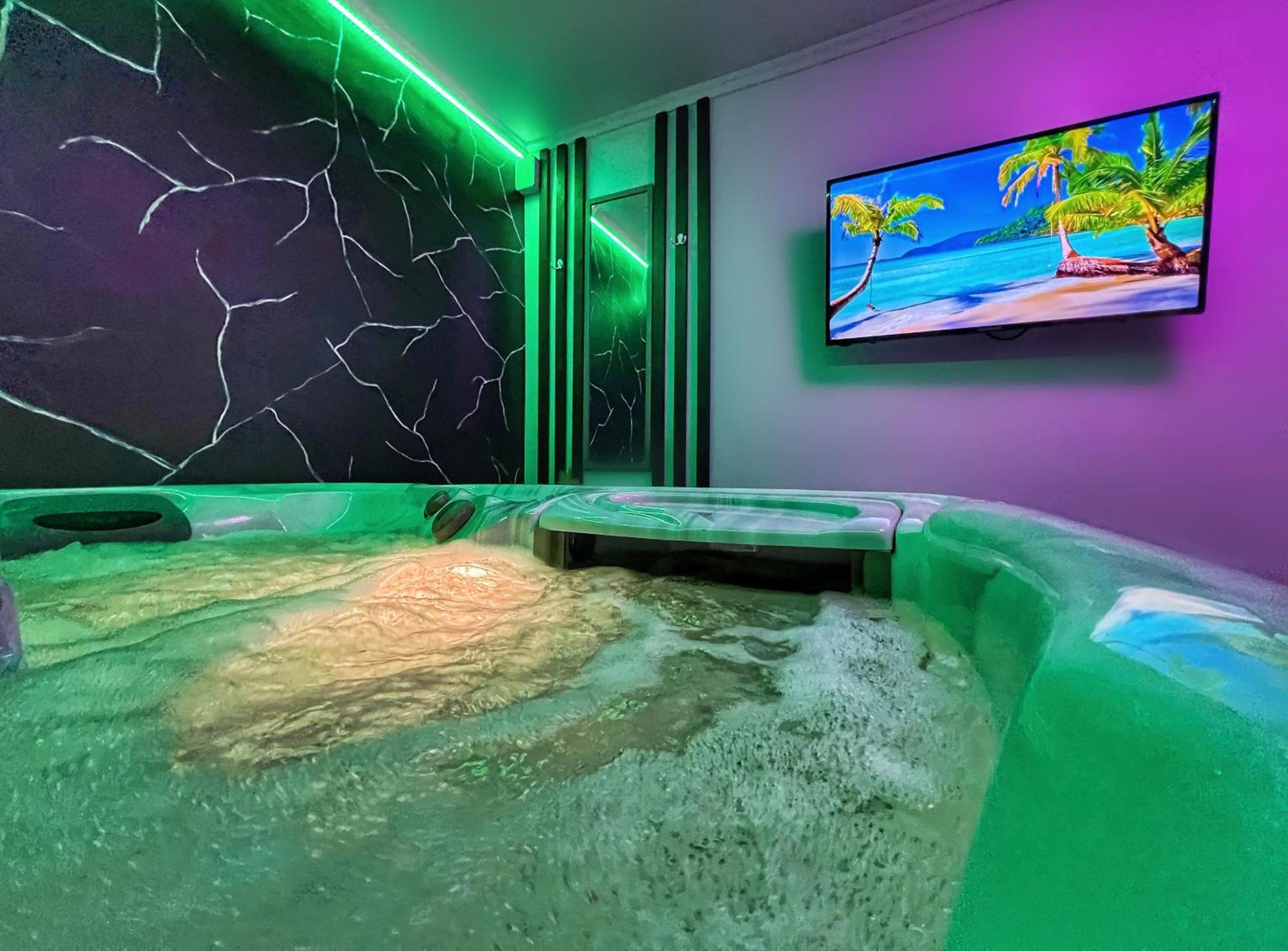 Luxor - Jacuzzi&Cozy Apartments سيبيو المظهر الخارجي الصورة